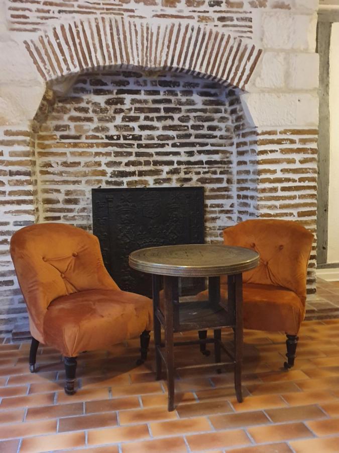 Le Logis Du Clocher Troyes Exterior foto