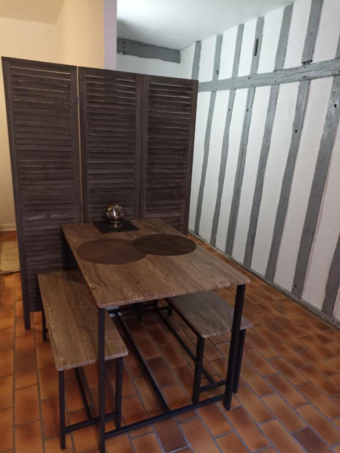 Le Logis Du Clocher Troyes Exterior foto